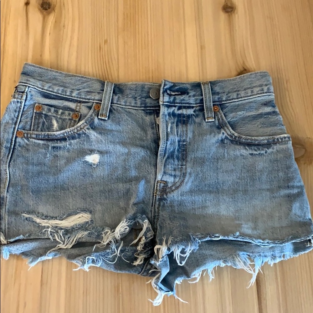 ❌SOLD ❌Levi Jean Shorts